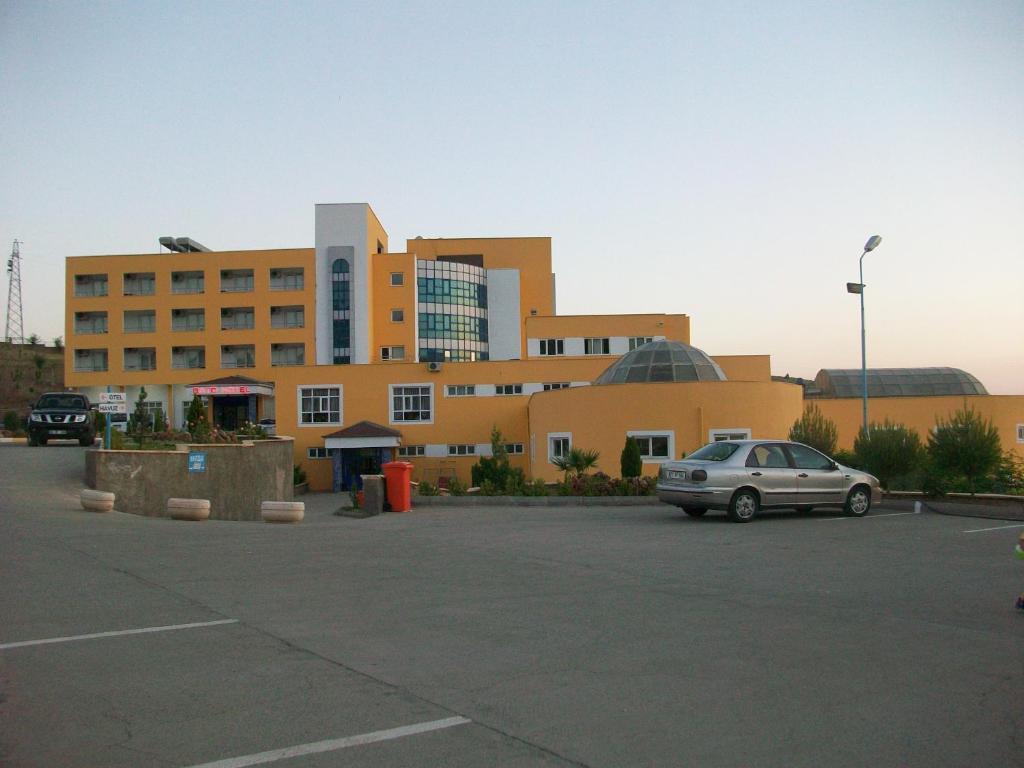 Bato Thermal Hotel Batman Luaran gambar