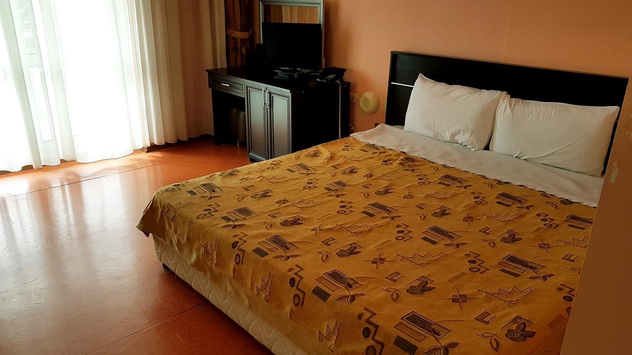 Bato Thermal Hotel Batman Luaran gambar
